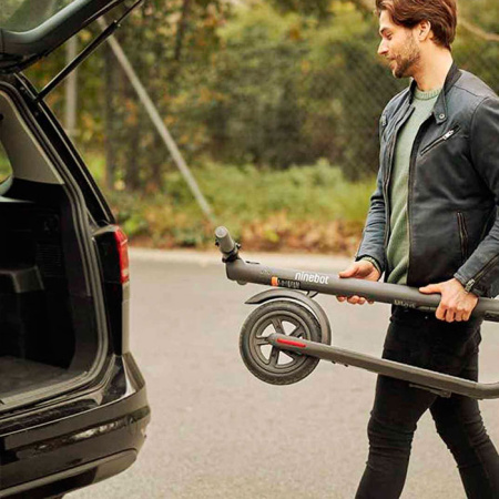 Электросамокат NineBot Kickscooter Е22